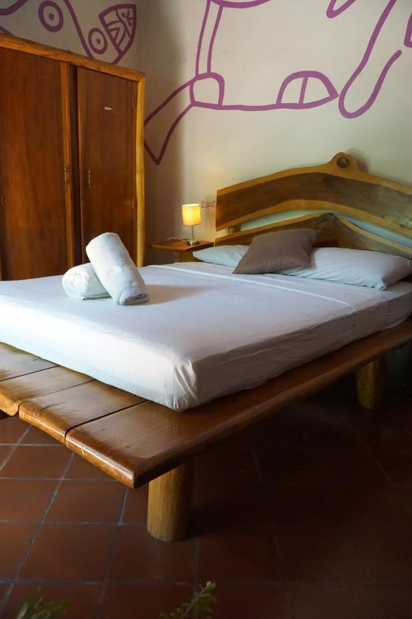 Cueva Nica Hotel Granada Bagian luar foto