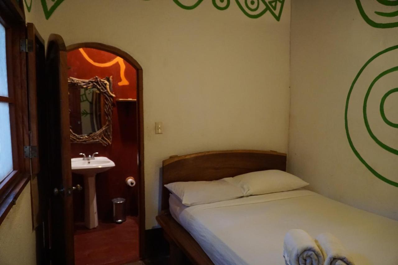 Cueva Nica Hotel Granada Bagian luar foto