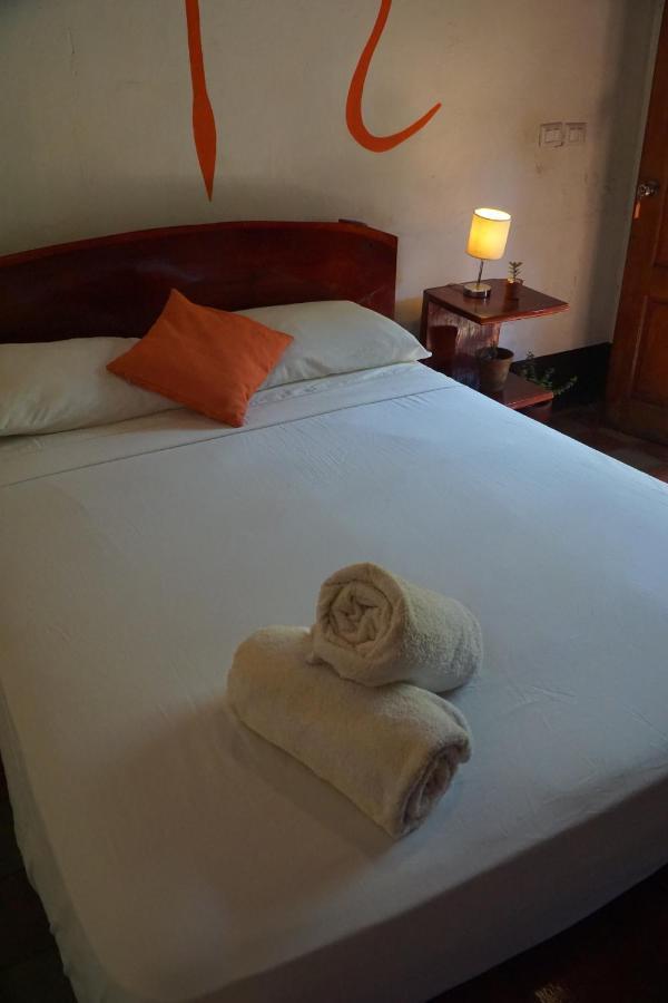 Cueva Nica Hotel Granada Bagian luar foto