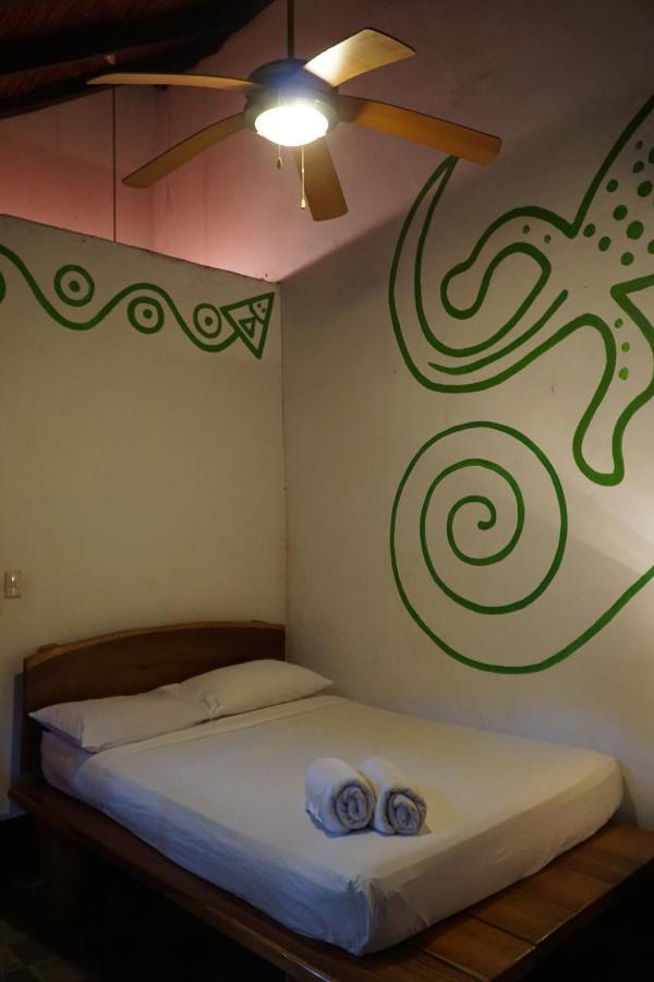 Cueva Nica Hotel Granada Bagian luar foto