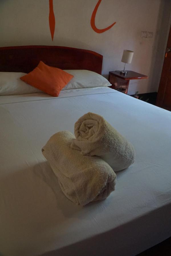 Cueva Nica Hotel Granada Bagian luar foto