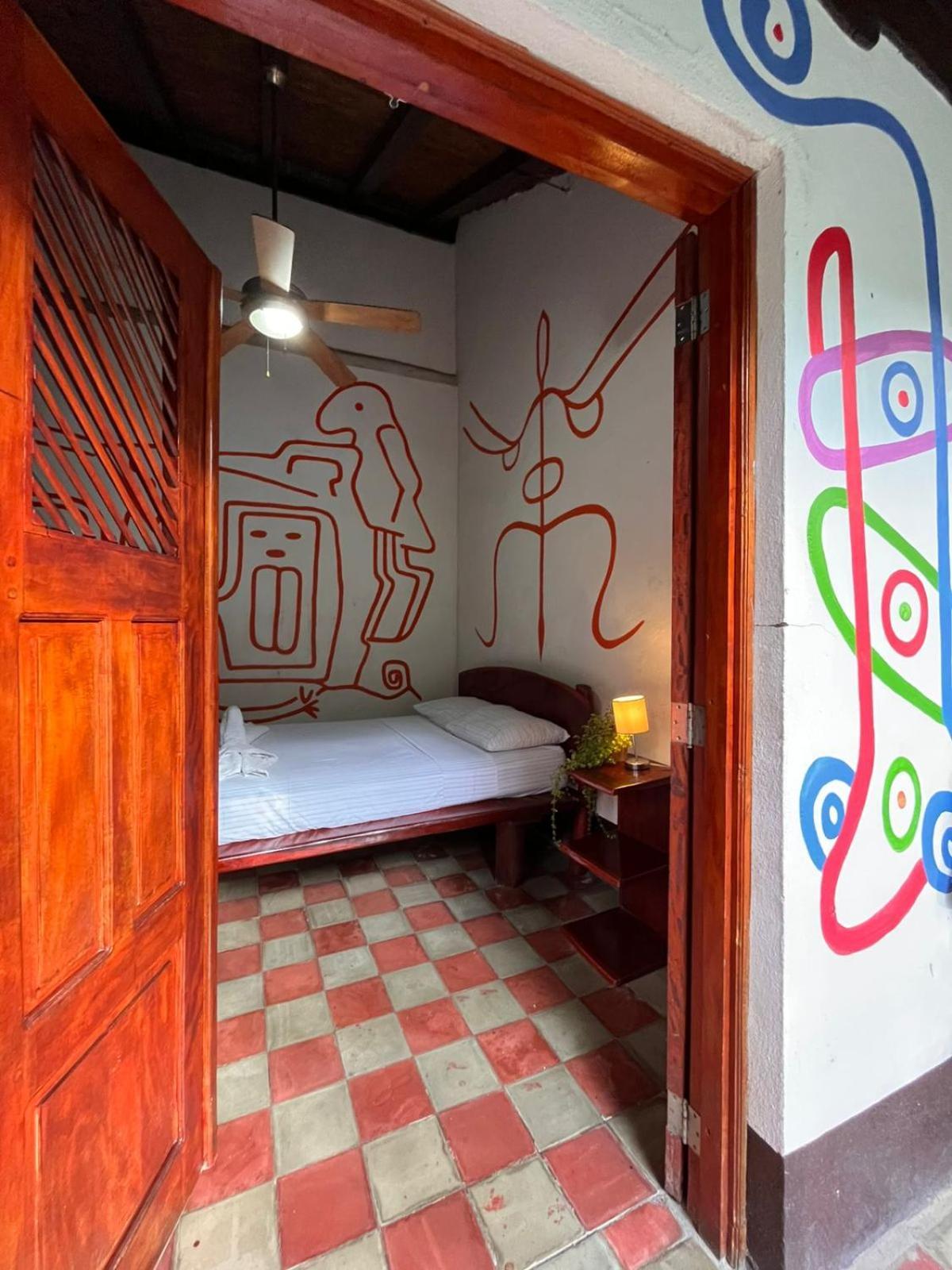 Cueva Nica Hotel Granada Bagian luar foto